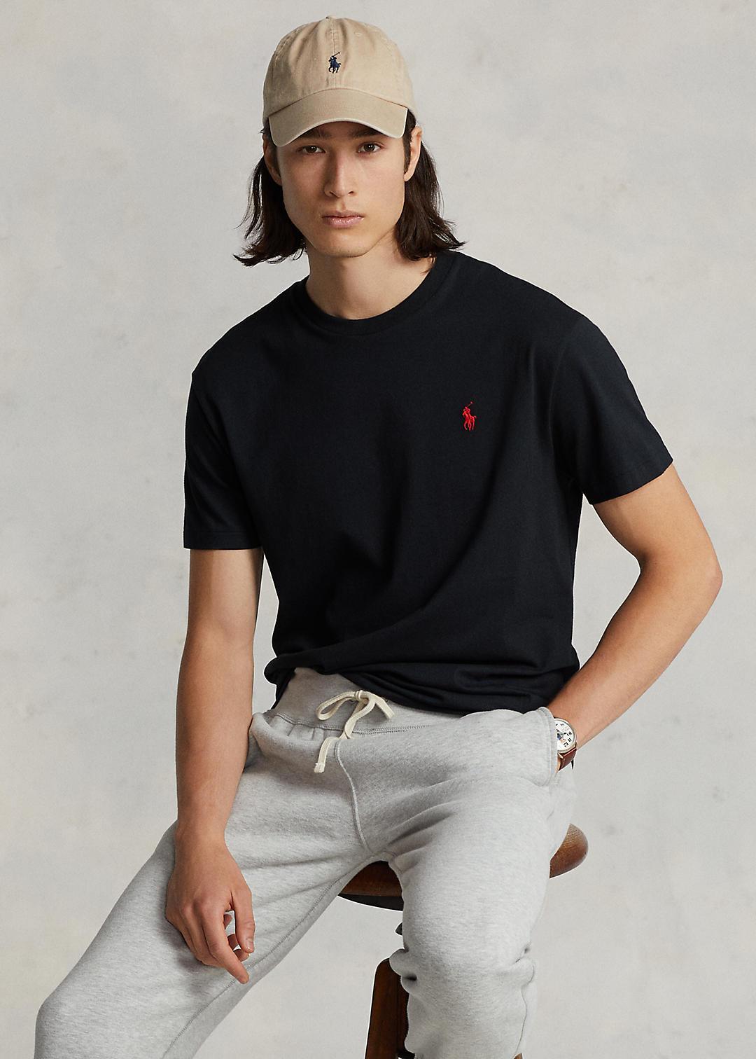 Polera de algodón negra