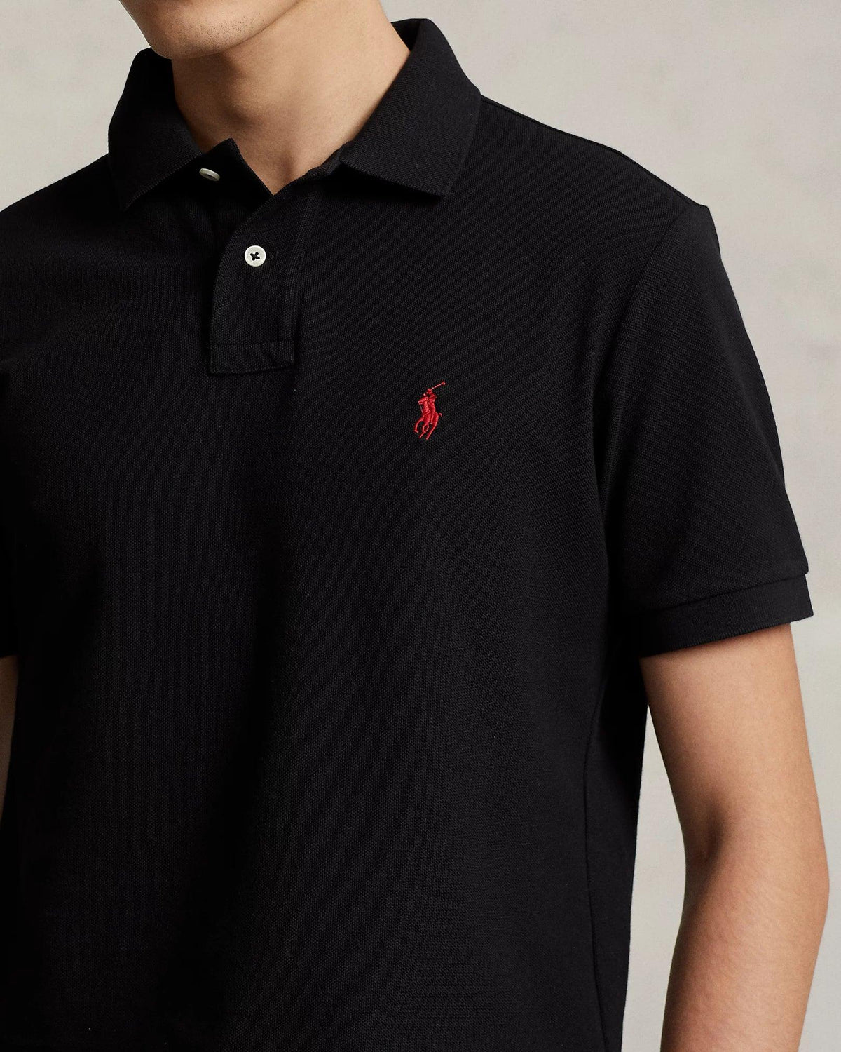 Polo de piqué negro