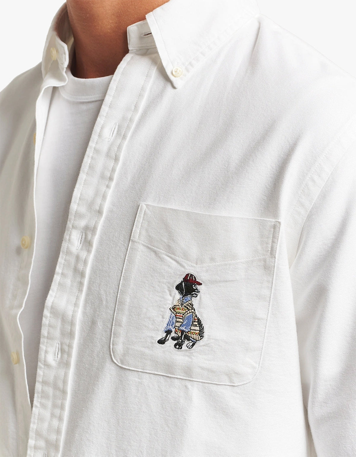 Camisa Oxford con bordado de labrador blanca