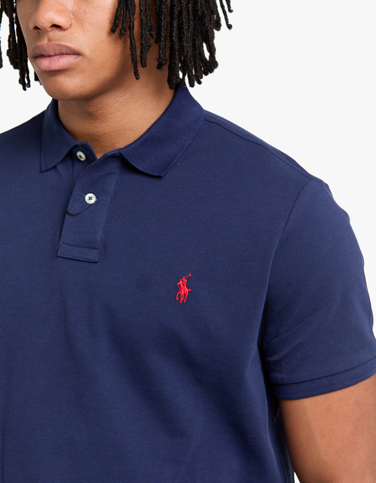 Polo de piqué manga corta corte slim azul marino