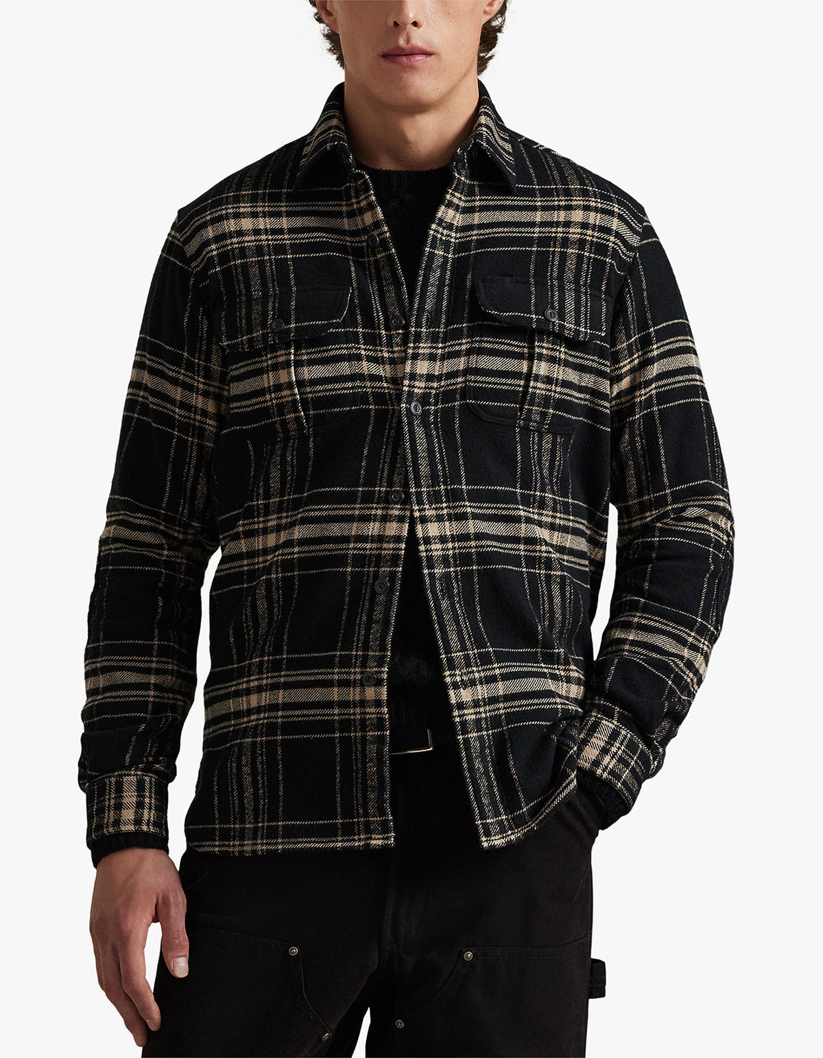 Camisa de franela a cuadros negro y crema