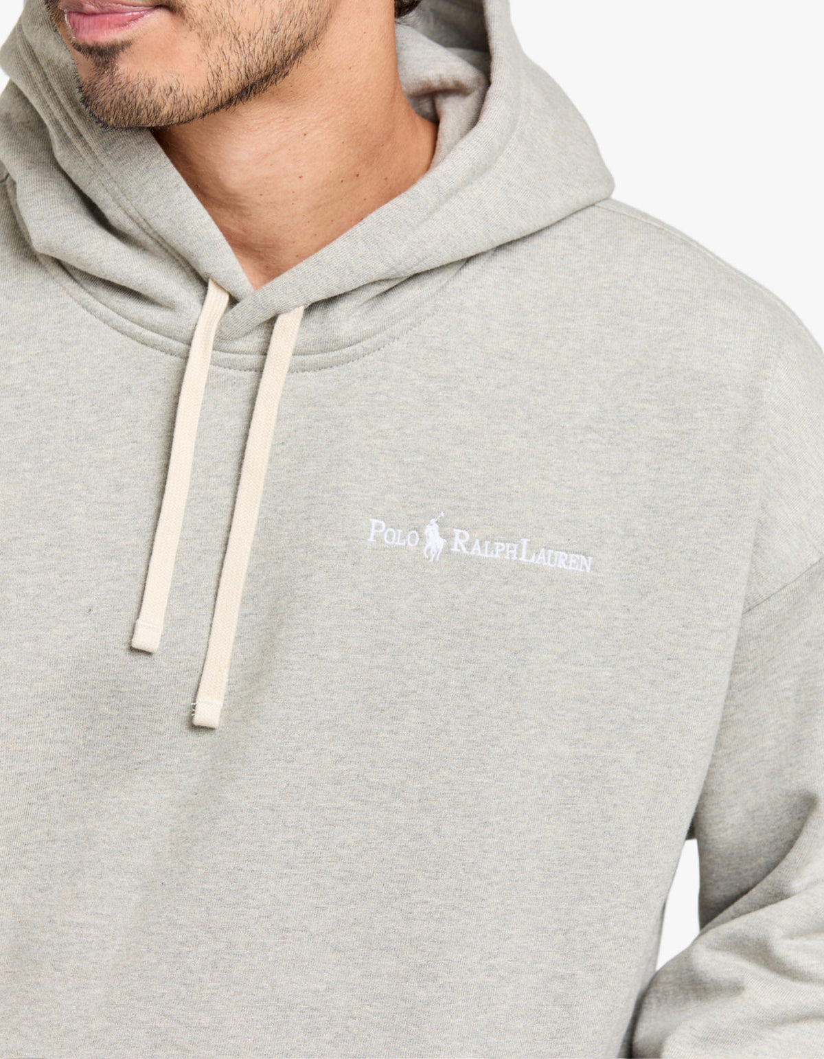 Polerón de polar con capucha gris oscuro