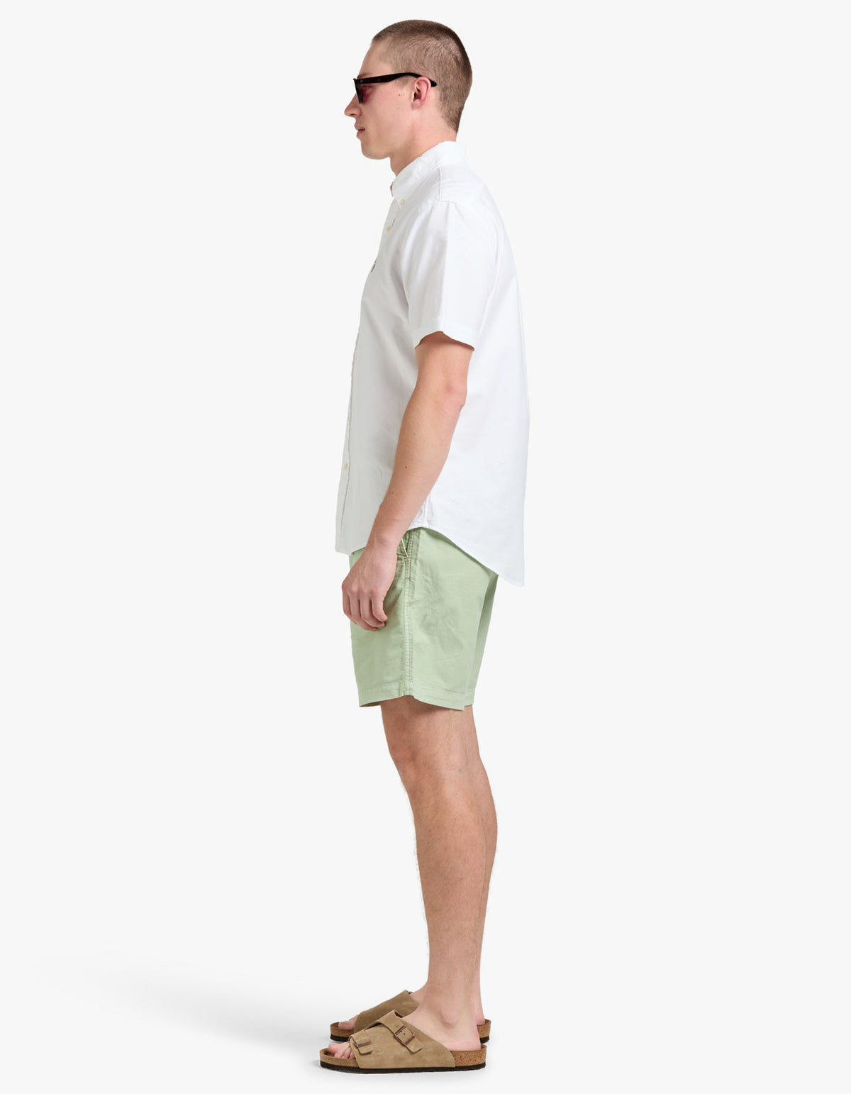 Short teñido verde piedra