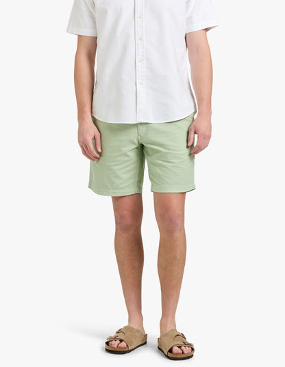 Short teñido verde piedra