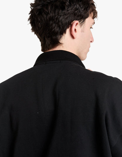 Polerón con cuello negro