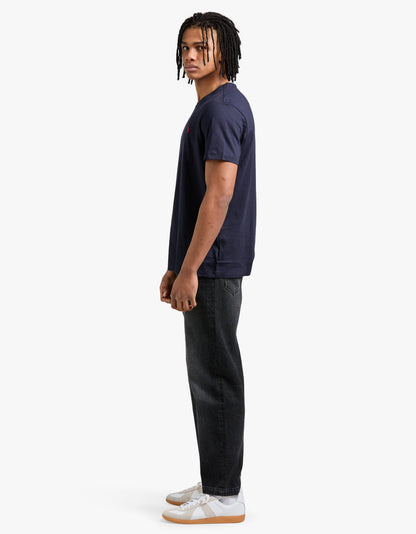 Polera cuello redondo corte slim azul tinta
