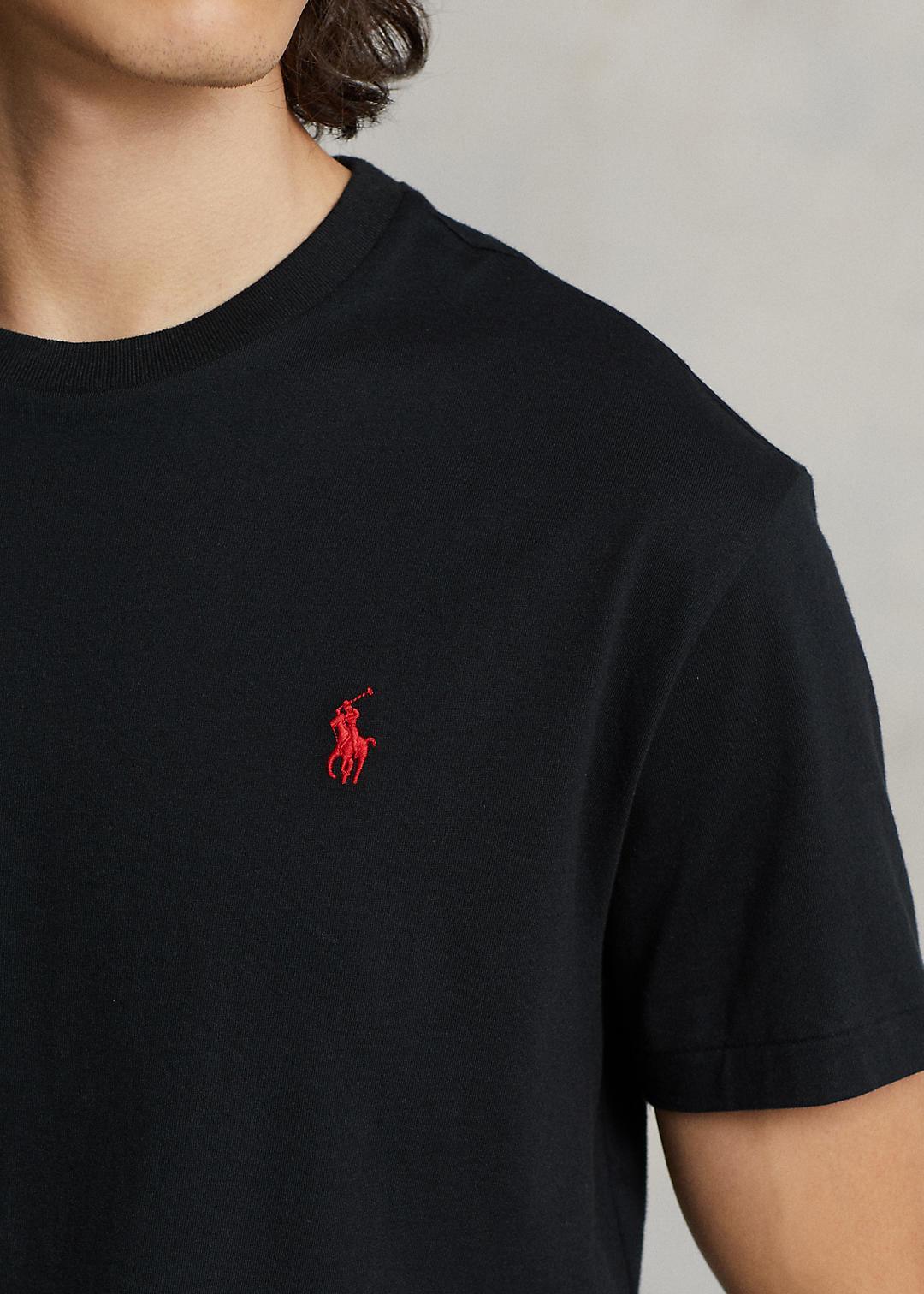 Polera de algodón negra