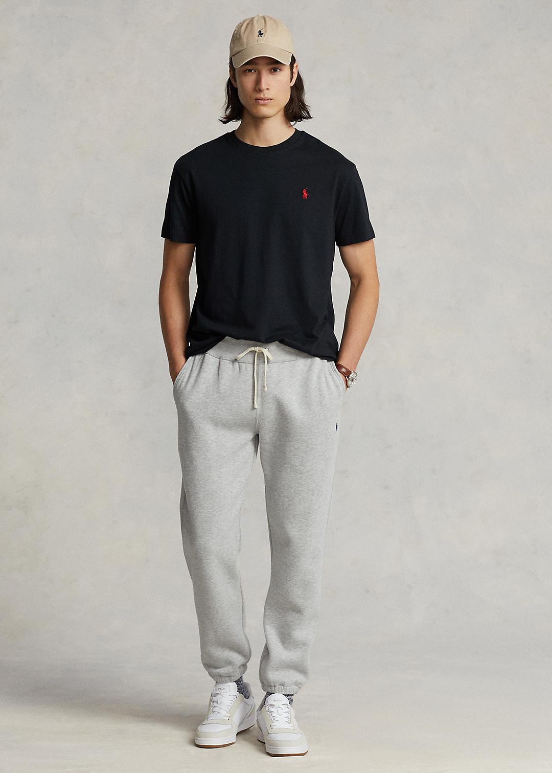 Polera de algodón negra