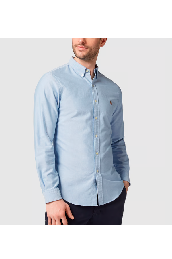 Camisa Oxford corte slim celeste